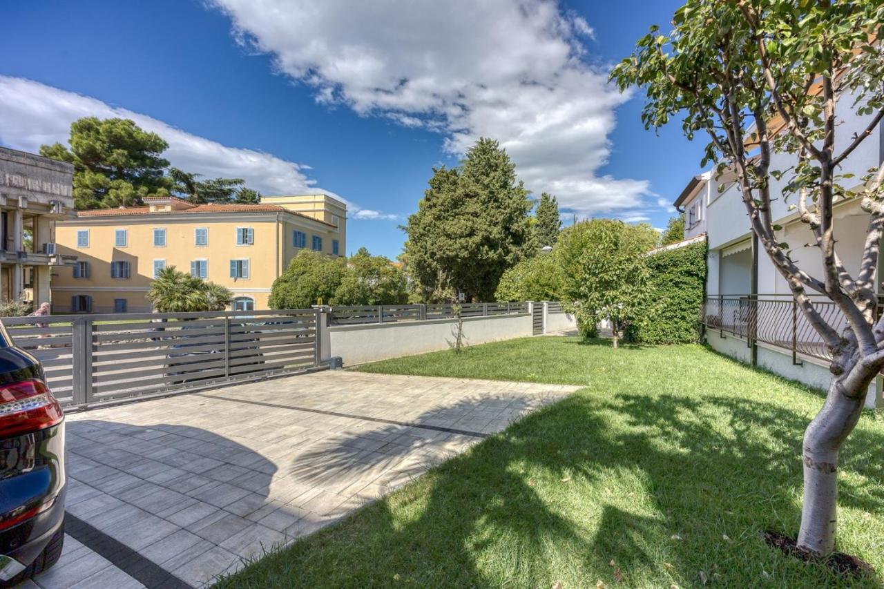 Apartments Claudio Poreč Eksteriør billede
